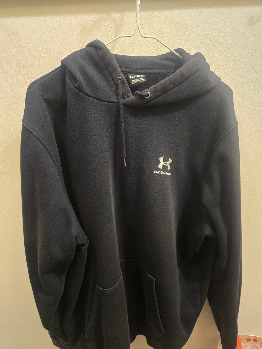 Under Armour Men's Navy Blue Pullover Hoodie